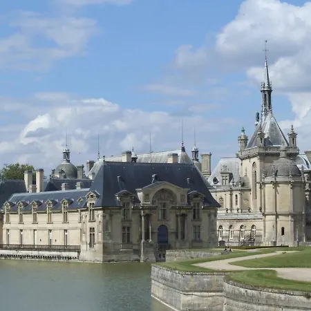 Le Clos Des Jockeys Chantilly